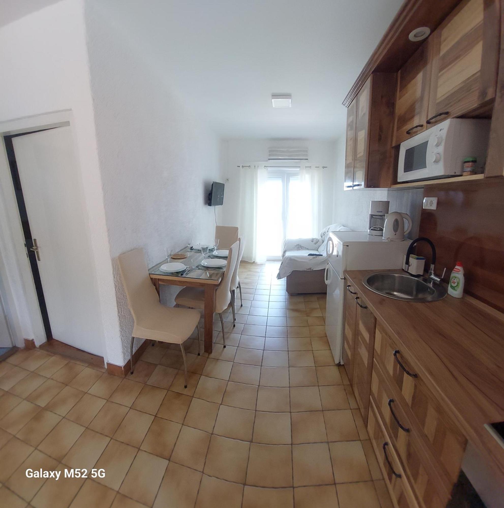 Apartmani Lana Rab Kampor Exteriör bild